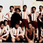 La squadra di calcio della parrocchia di San Francesco con il paroco don Lino De SactisLA SQUADRA DI CALCIO aQUILE D'aRGENTO DI SAN fREANCESCO - 1947-48
